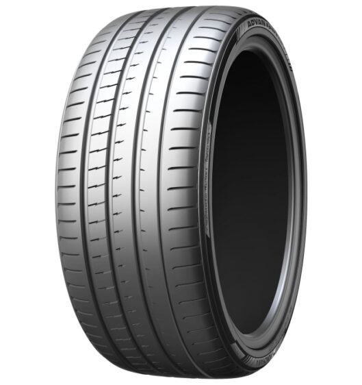 BMW chooses Yokohama tyres for X7 & XM