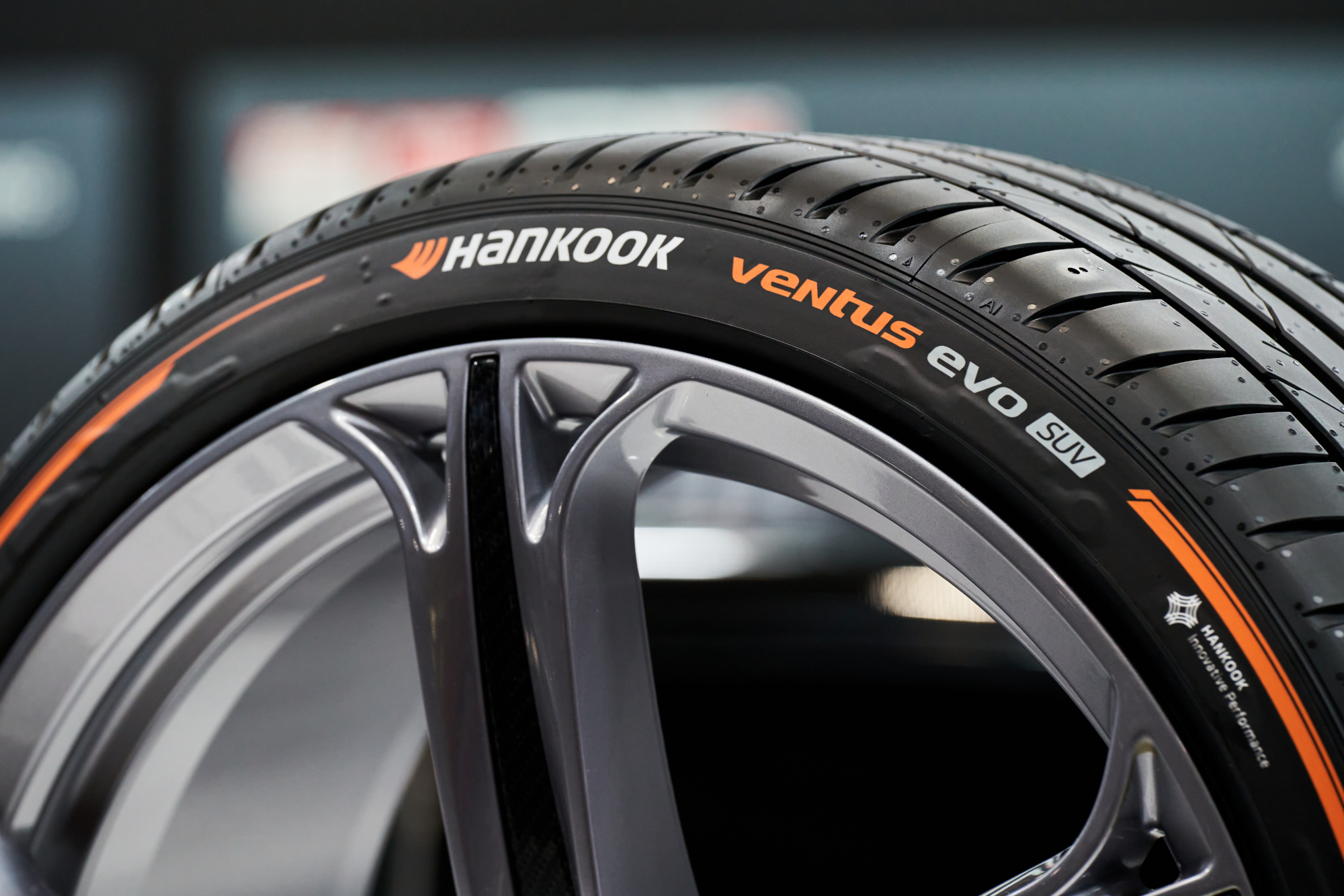 New Hankook Ventus evo performance tyre offers performance and longevity in all conditions