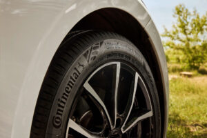 Continental UltraContact NXT sidewall