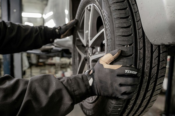 How to Select the Right Tyres on Your Car: The Drivers of the UK need to know in 2026