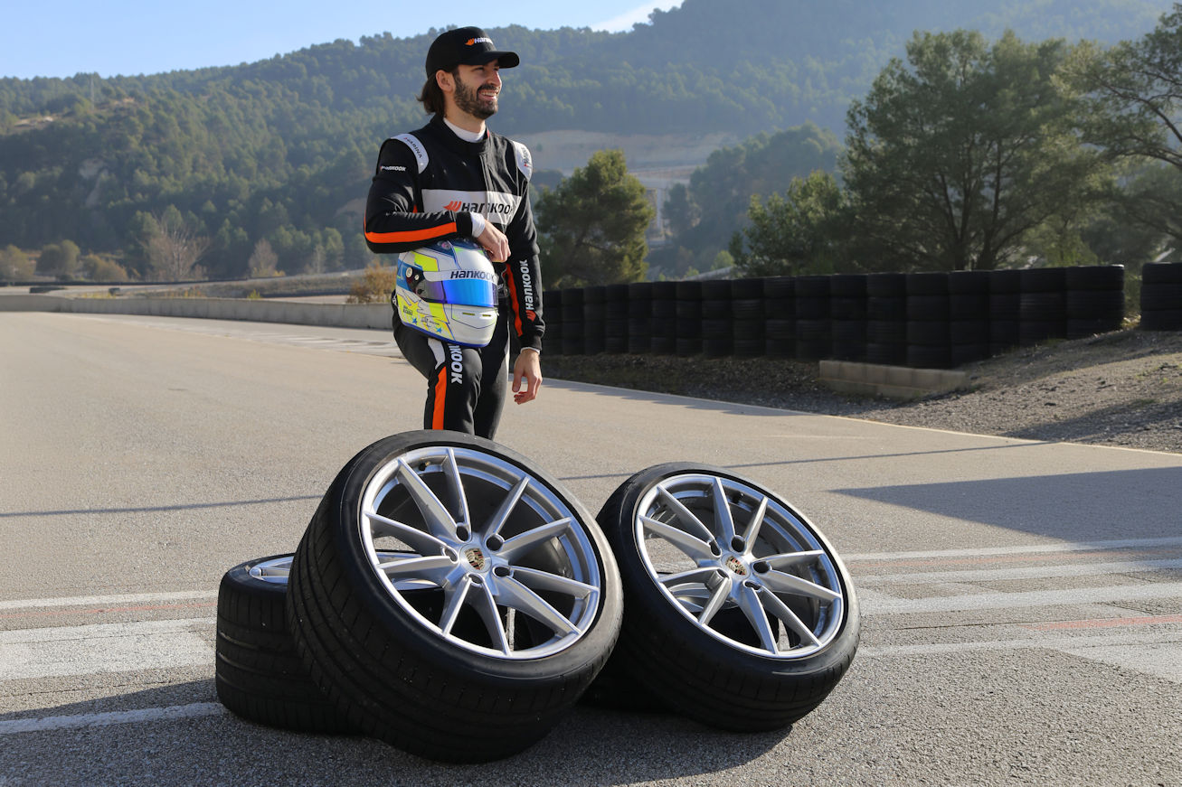 Hankook tyres for the Porsche 911 Carrera