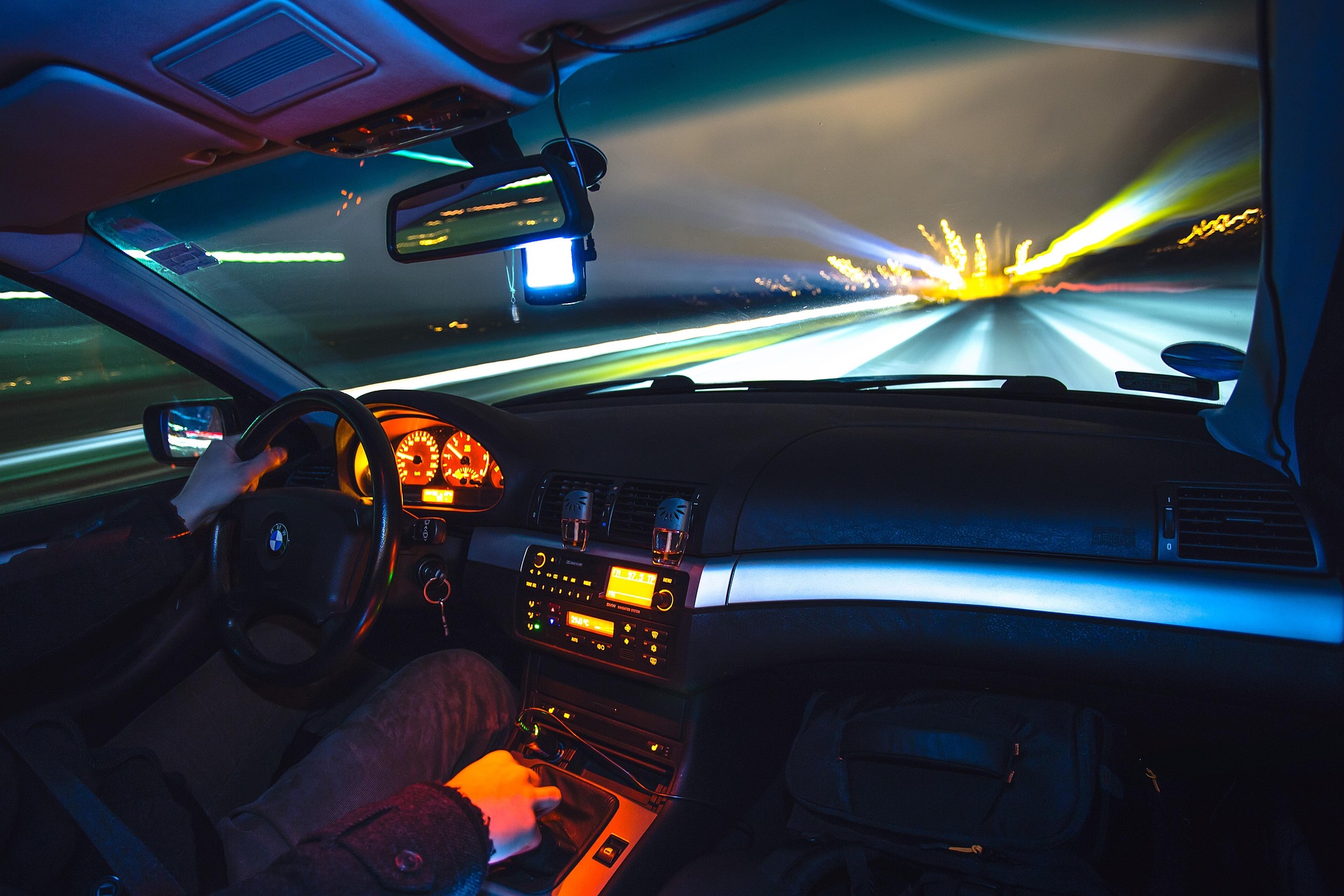 Preparing Your Car and Tyres for Long-Distance Vehicle Transport